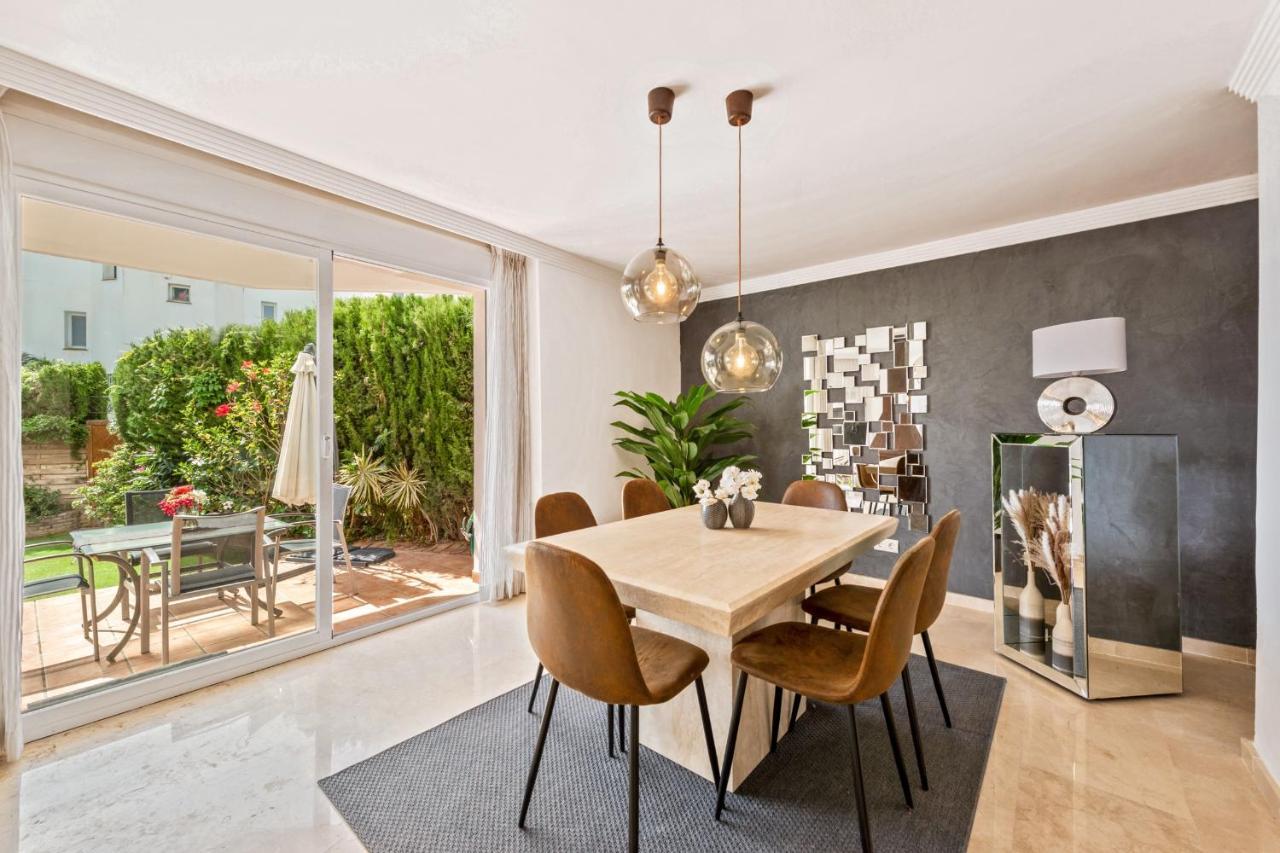 فيلا Cozy Townhouse Selwo إِستيبونا المظهر الخارجي الصورة